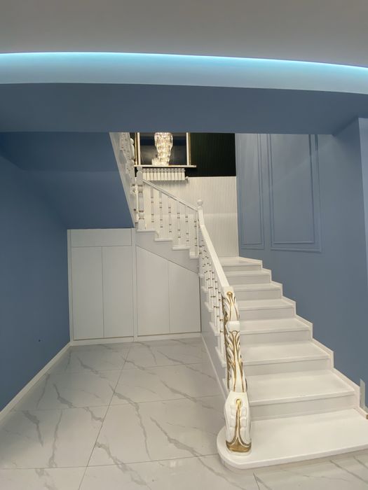 Деревянные лестницы на заказ