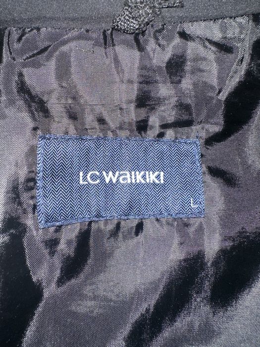 Пролетно яке LC WAIKIKI