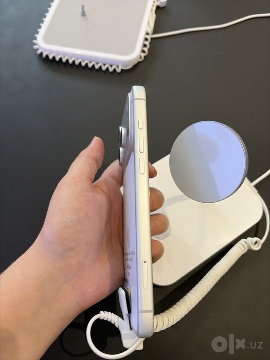 Apple iPhone 17 Pro Max — 2 TB | Silver | 94% аккумулятор