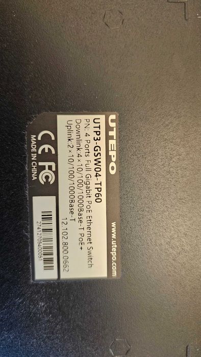 Switch UTEPO POE- 2x uplinl 10/100 nou