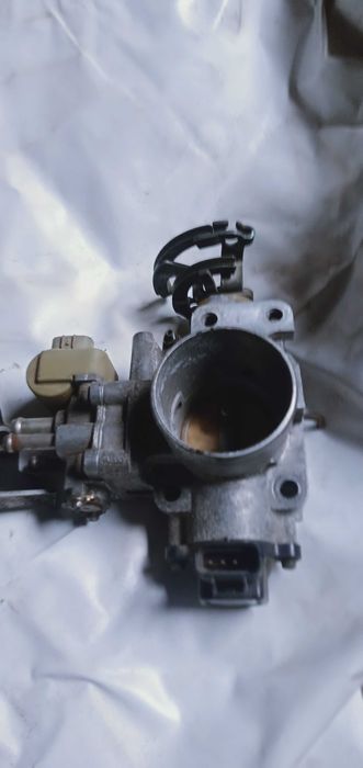 Левая наружная ручка