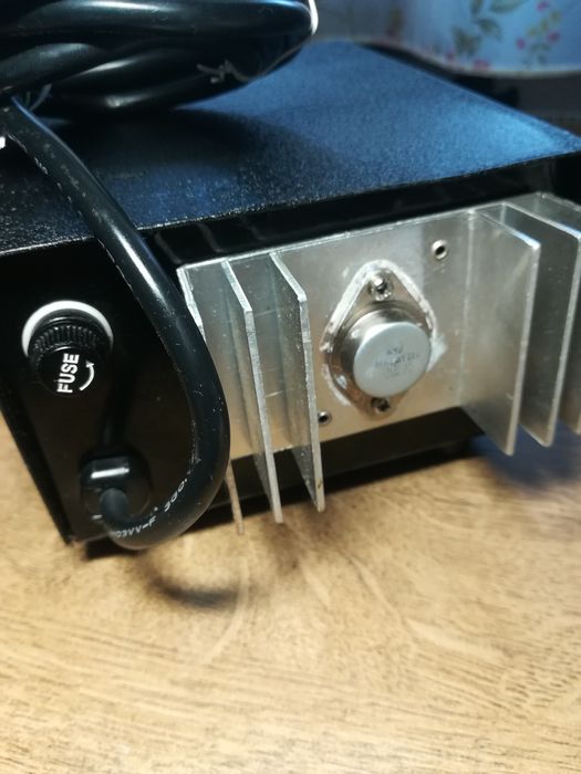 Alimentator stabilizat Monacor, Unitek,Renkforce 13,5v-7-9A