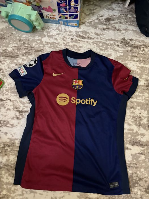 Оригинална тениска на Barcelona