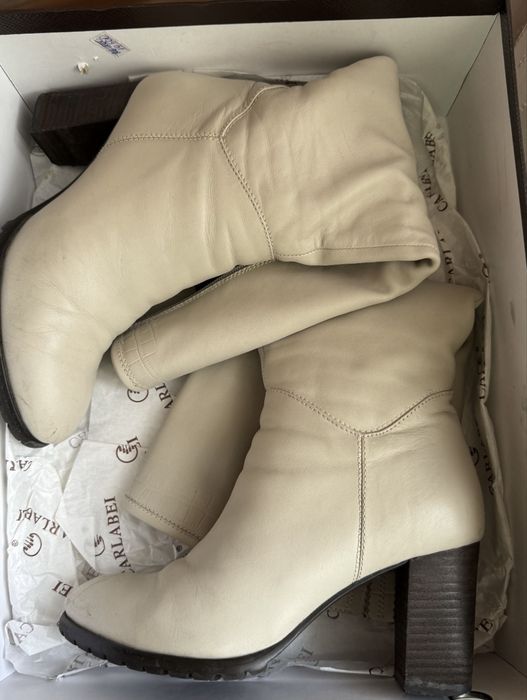 Продаю зимние сапоги