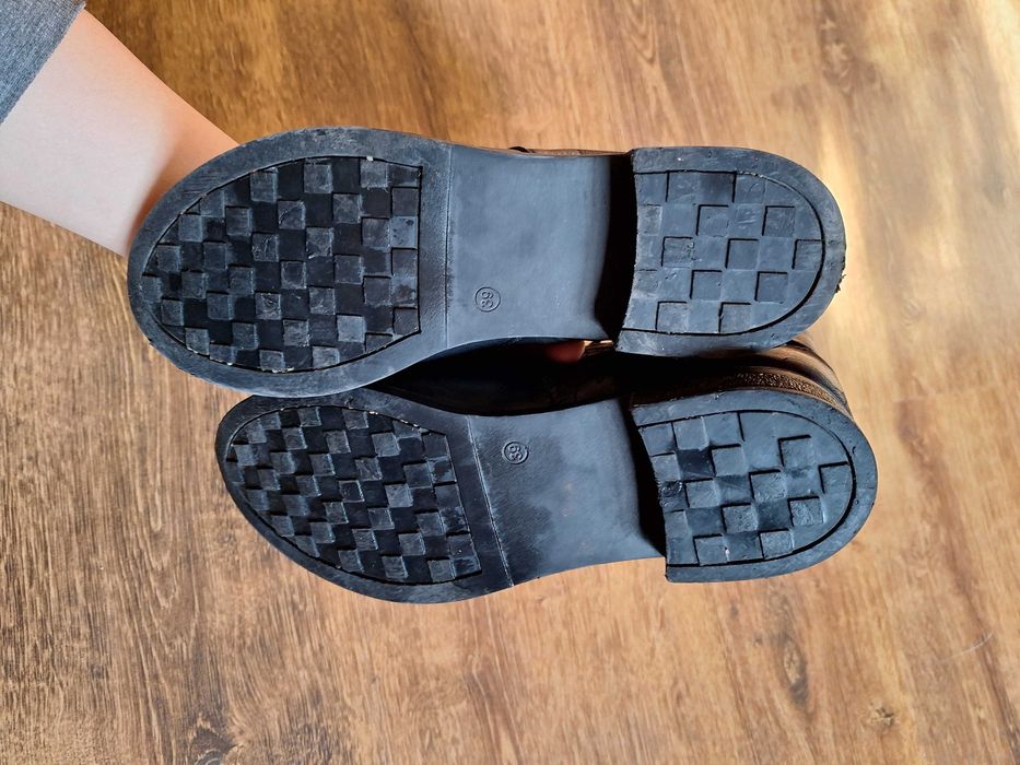 39 новер, за крак 25см, естествена кожа