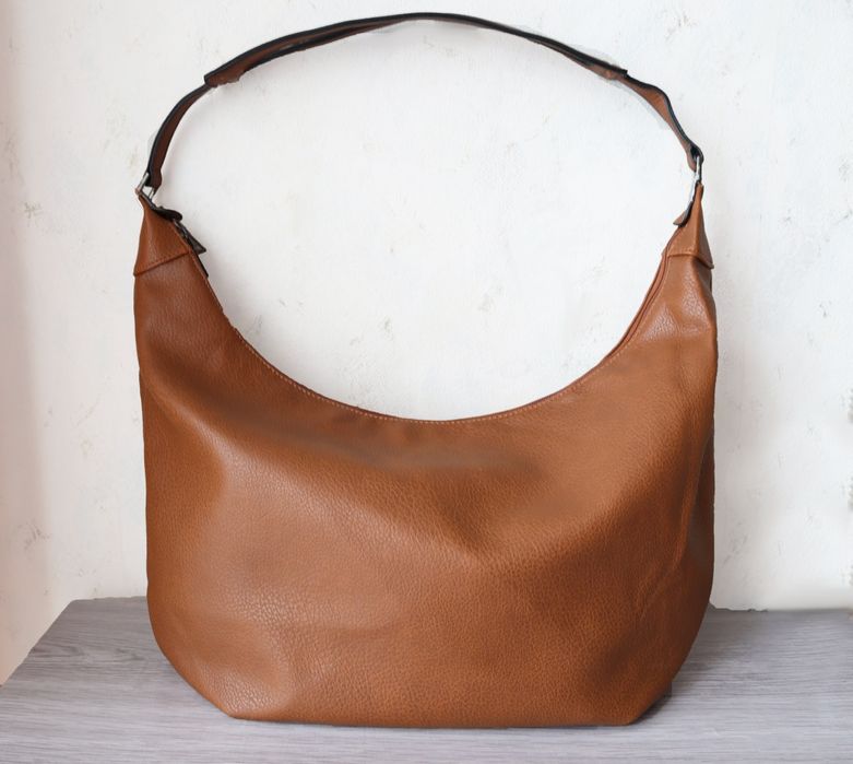 Стилна дамска чанта