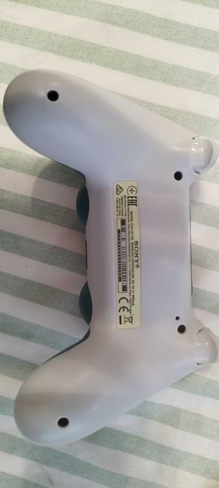 Чисто нов Playstation 4  dualshock 4 joystick джойстик
