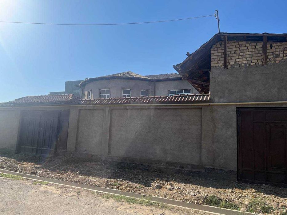 Продается участок с домом коробкой (12 соток) в центре Кибрая