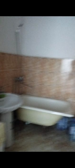 1 бөлмелі пәтер, 3 этаж ұзақ уақытқа жалға беріледі