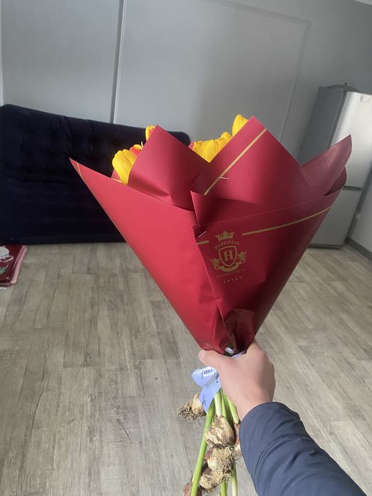 тюлпан 600тг готовый букет,штучный