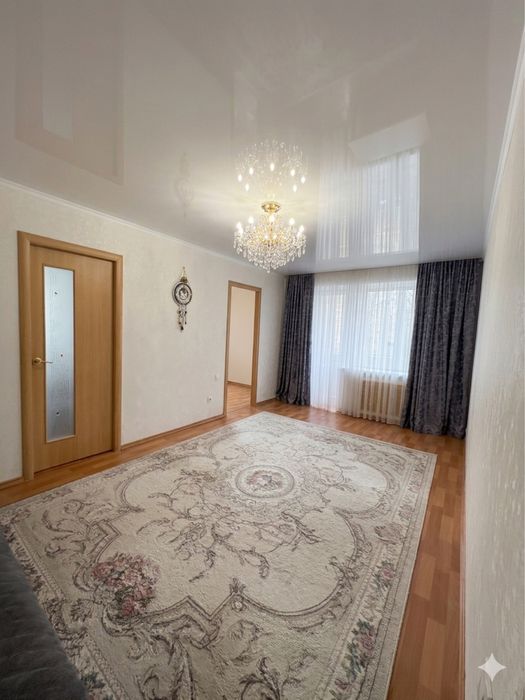 4-х комнатная квартира,мкр Строитель!