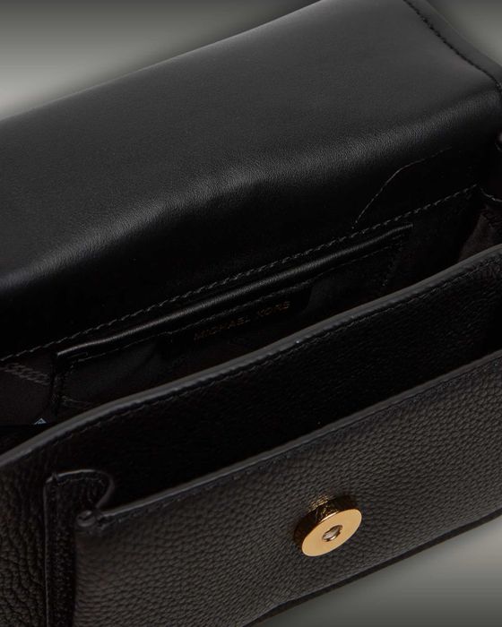 Posetă MICHAEL KORS