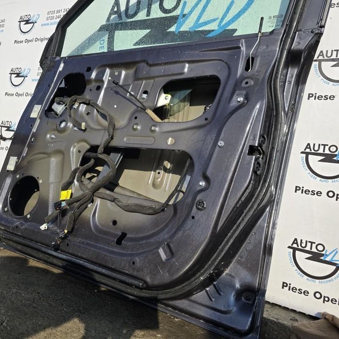 Portiera usa dreapta fata Opel Antara