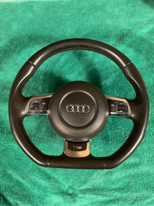 Vând volan Audi a3 tts