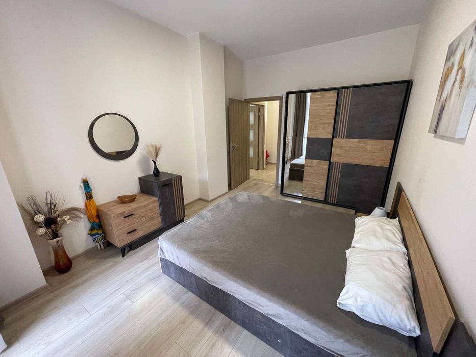 Дава се под наем Двустаен апартамент в Варна, Аспарухово - 66 кв.м за 600 € - Снимка #2