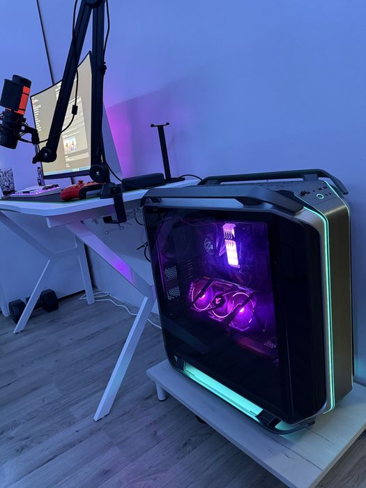 Кутия c700m cooler master