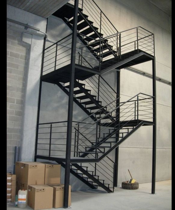 Металлические лестницы