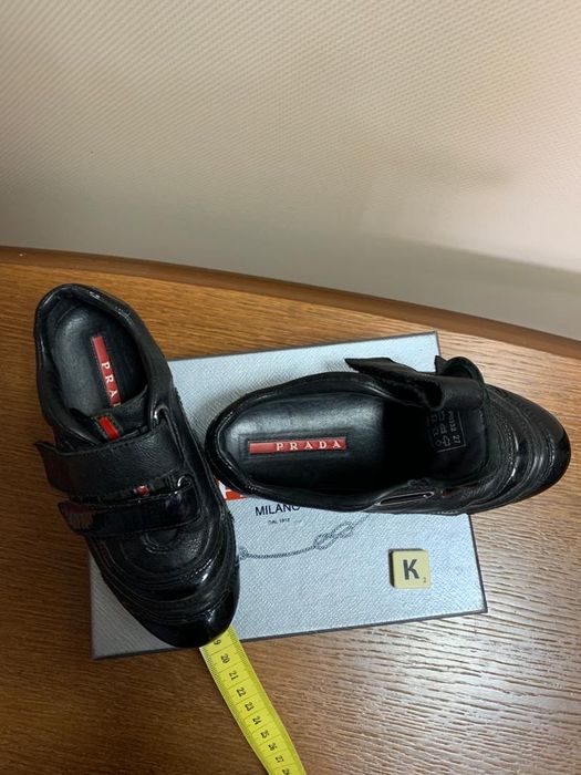 Туфли кроссовки макасы оригинал Prada.