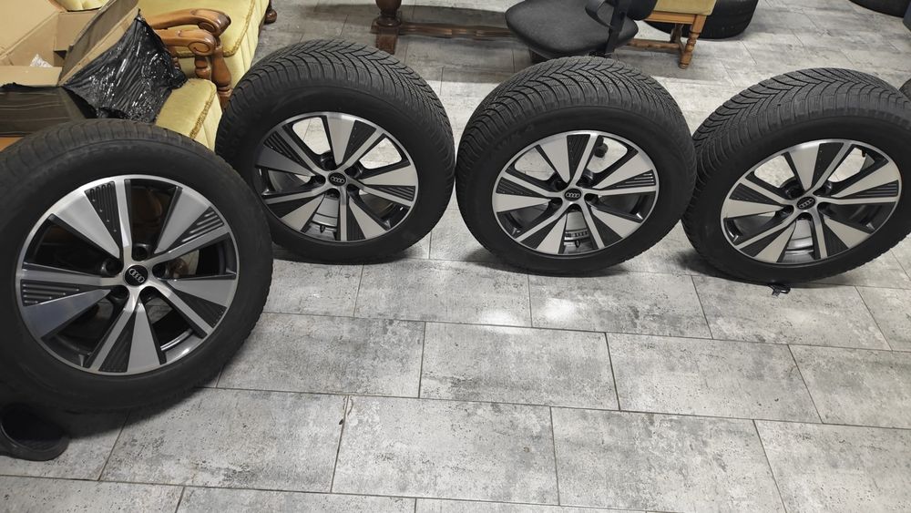 Roti Q8 Ford Ranger GLE Mini cooper