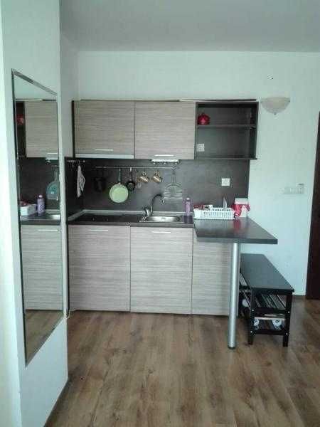 Дава се под наем Двустаен апартамент в Бургас, Сарафово - 52 кв.м за 382.5 € - Снимка #1