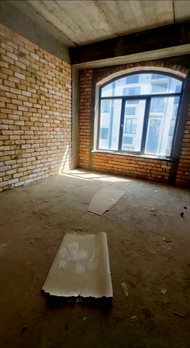 Срочно Продаётся 3х-ком Новастройка 90м² на против Замона ресторан