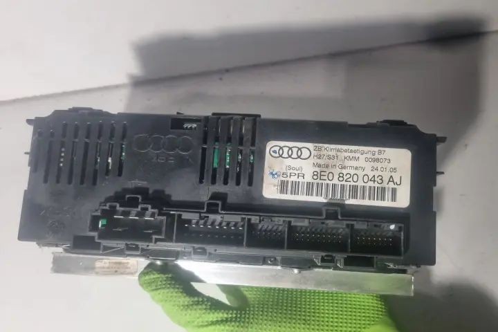 Comanda clima Audi A4 2006 2.0 TDI MT (140 hp)