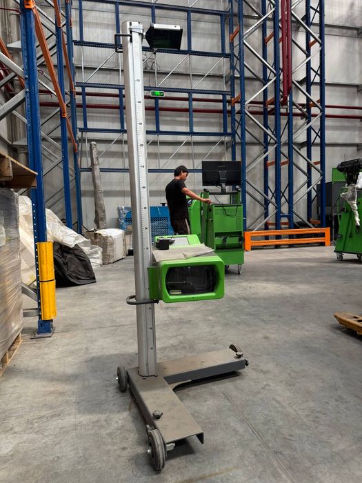 Bosch HTD 815 – Профессиональный цифровой прибор для регулировки фар