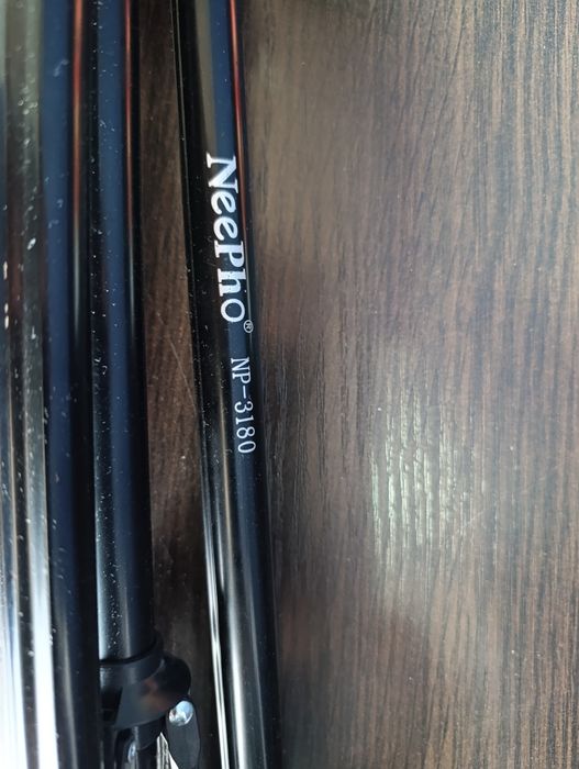 Штатив трипод продам