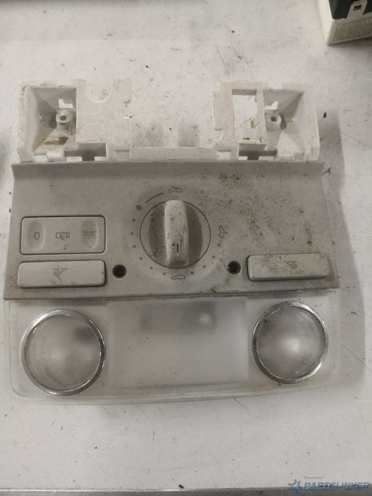 Lumini Plafon Volkswagen Passat Variant (3B6) [ 2000 - 2005 ] Oem 1K09