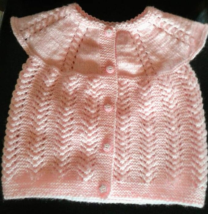 Ръчно изплатени детски дрехи