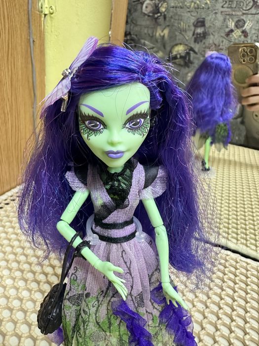 Продам куклу монстр хай!