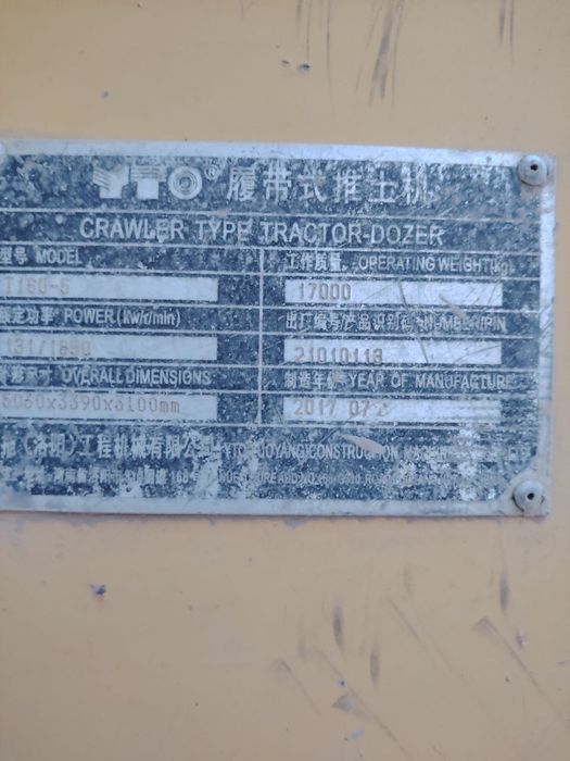 Buldozer sotiladi 16 tonali