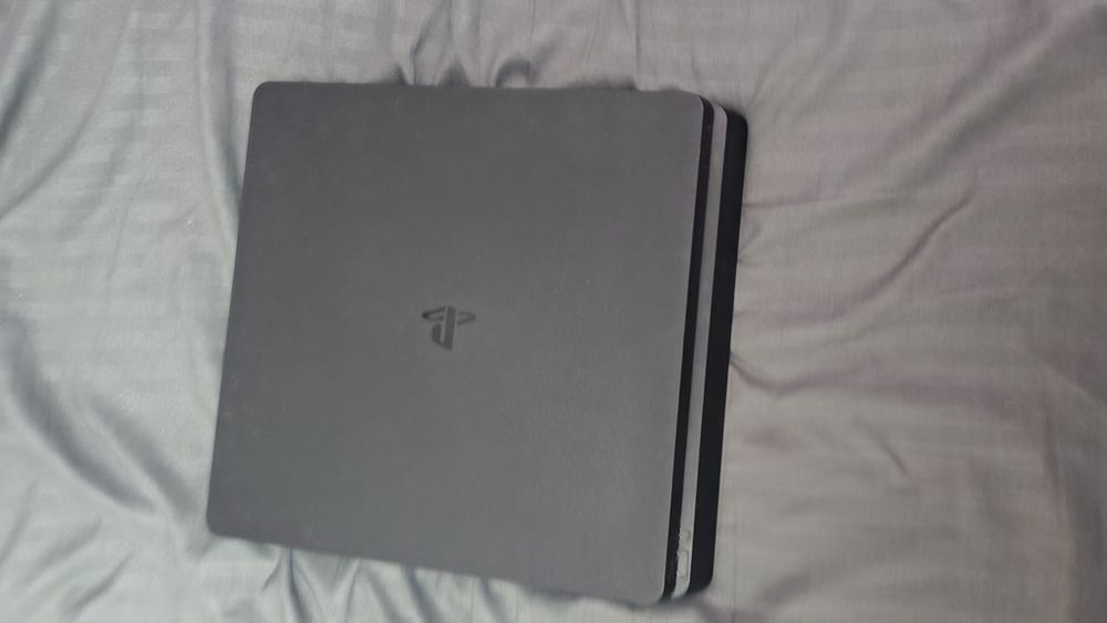 Ps4 slim ca nou preț negociabil