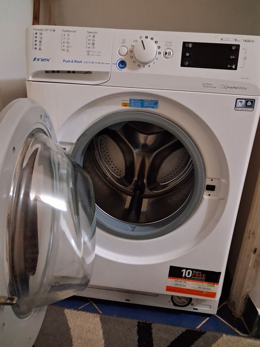 Mașina de spălat Indesit 9 Kilograme