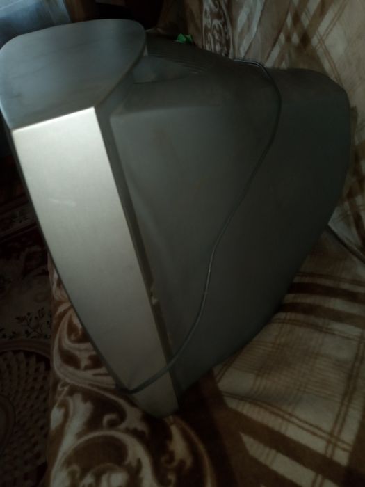 Продам телевизор Самсунг