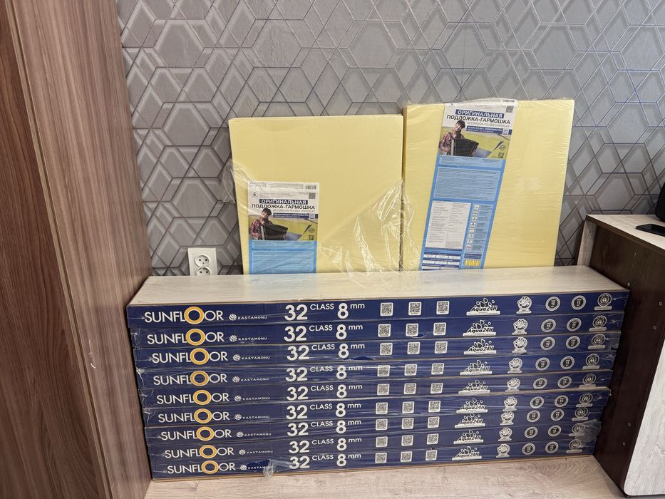 Продам ламинат недорого новые