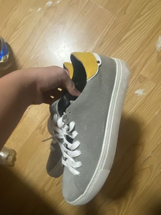 Vand adidasi crime london