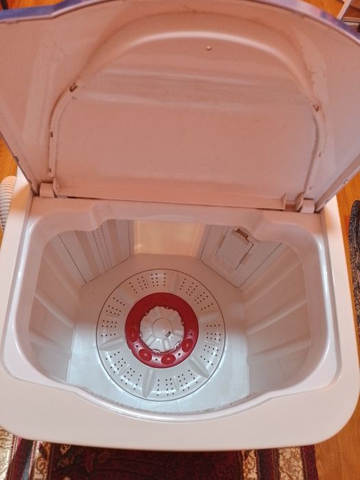 Продаётся  стиральная машина полуавтомат  Nord   в хорошем состоянии