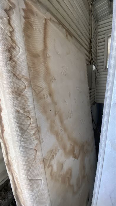 Матрац-кровать в нормально состоянии