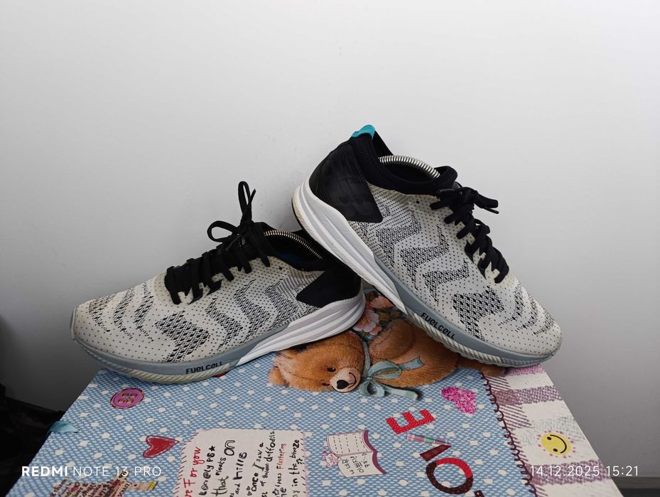 New Balance FuelCell Impulse 'оригинални маратонки 44.5 номер