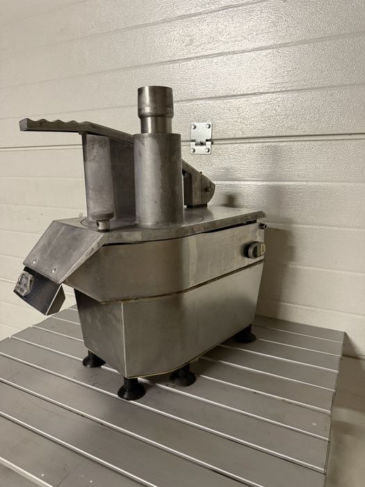 Feliator legume profesional Kronus Chef 200