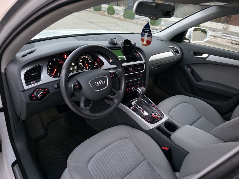 Vând Audi A4 S-line 2015 euro 6( 190) CP prețul este ușor negociabil