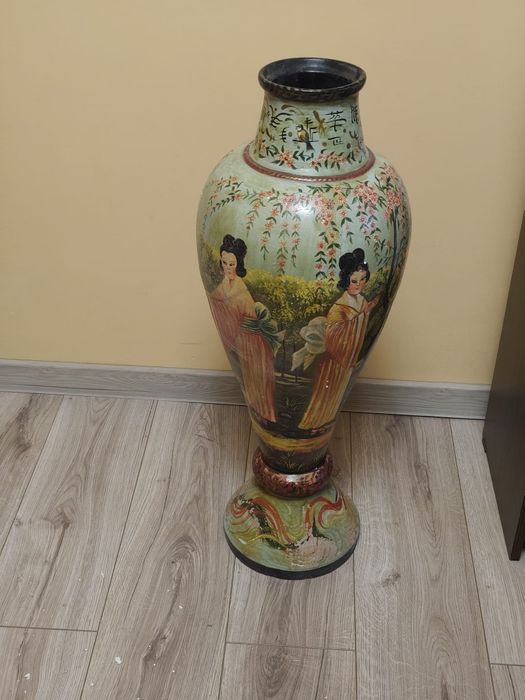 Vând vază decorativă
