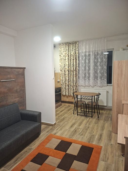 Garsoniera pe Someșului vizavi de Gara.