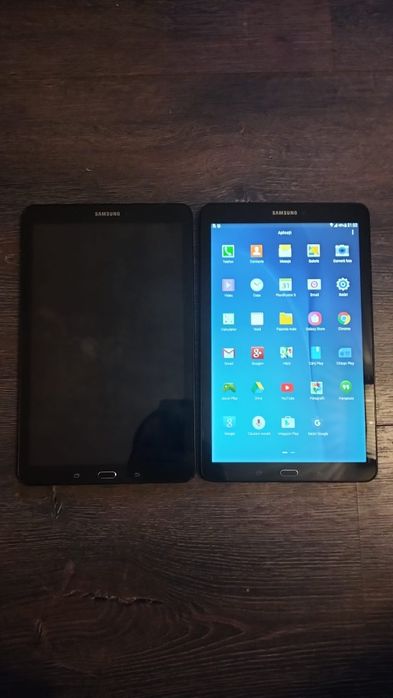 Samsung tableta E. vând/schimb