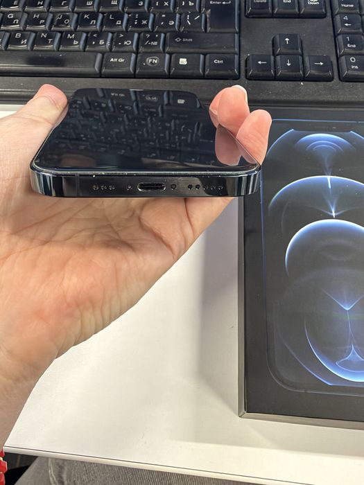 iPhone 12 Pro, 256 ГБ