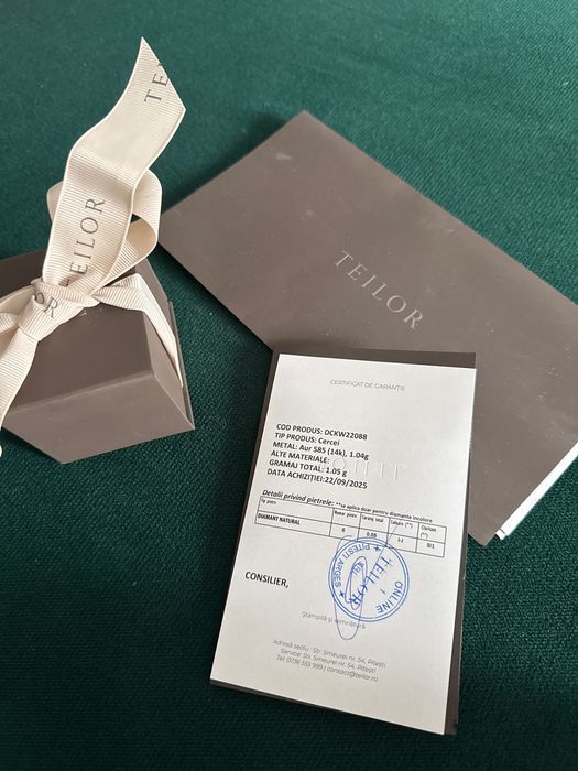 Cercei cu diamante