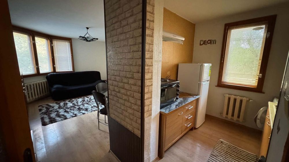 Дава се под наем Двустаен апартамент в София, Младост 1 - 72 кв.м за 700 € - Снимка #2