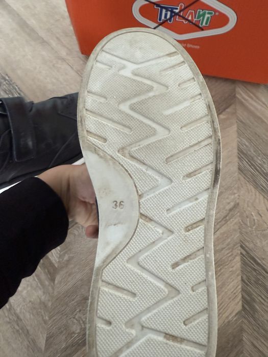 Продам ботинки Tiflant