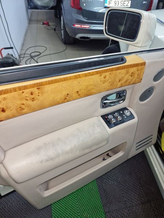Interioare Reconditionare Piele Rols Royce